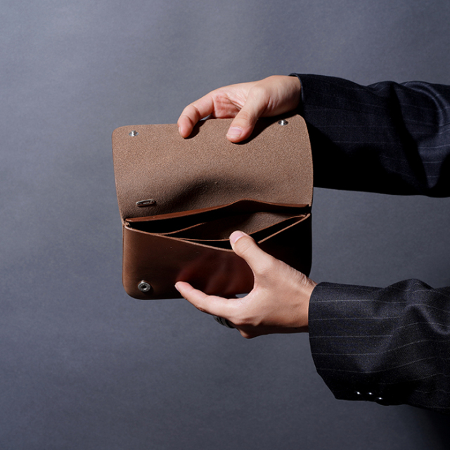 MOTOR / モーター「HORWEEN CHROMEXCEL LEATHER TRACKER'S WALLET