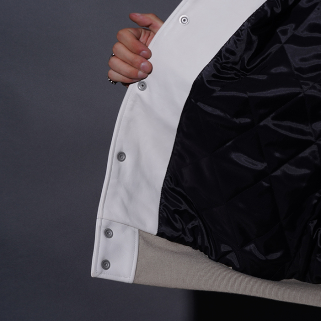 ジャケット・アウター LGB PK/STD/NS WHITE LEATHER Wynne Court Jacket | Wilson Sporting Goods