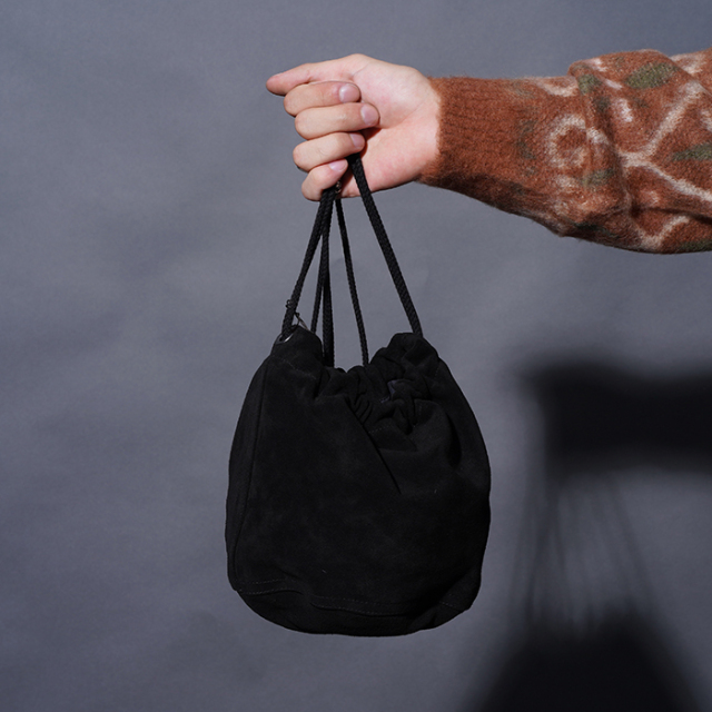 GSV53G05 /「DARK NOIR - LEATHER EFFECT BAG SUEDE / BLACK」レザー