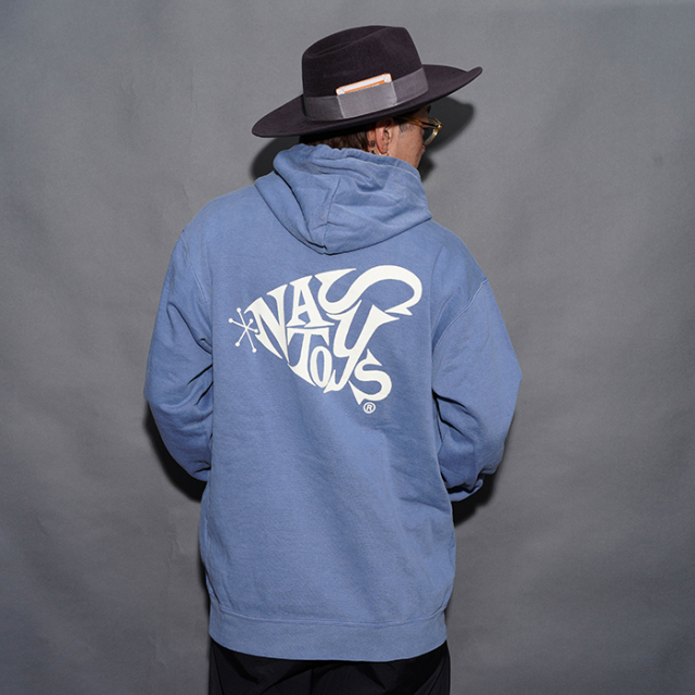 NASTOYS/ナストイズ「Mid-Century Logo PULLOVER PARKA / SAX」プルオーバーパーカー