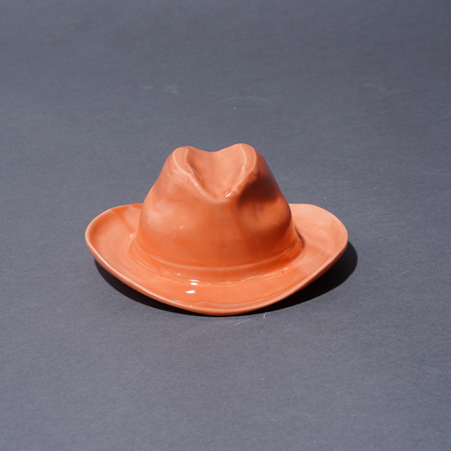BLACKBOOTS CERAMICS×AMERICAN WANNABE /「TRADE MARK HAT ASHTRAY」 灰皿