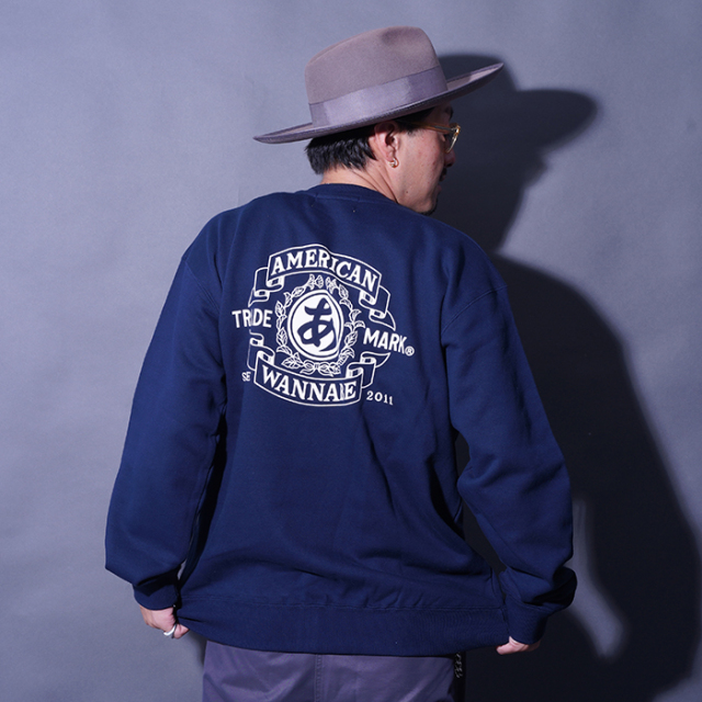 AMERICAN WANNABE/アメリカンワナビー「TRADE MARK Crew Sweat / NAVY」クルーネックスウェット