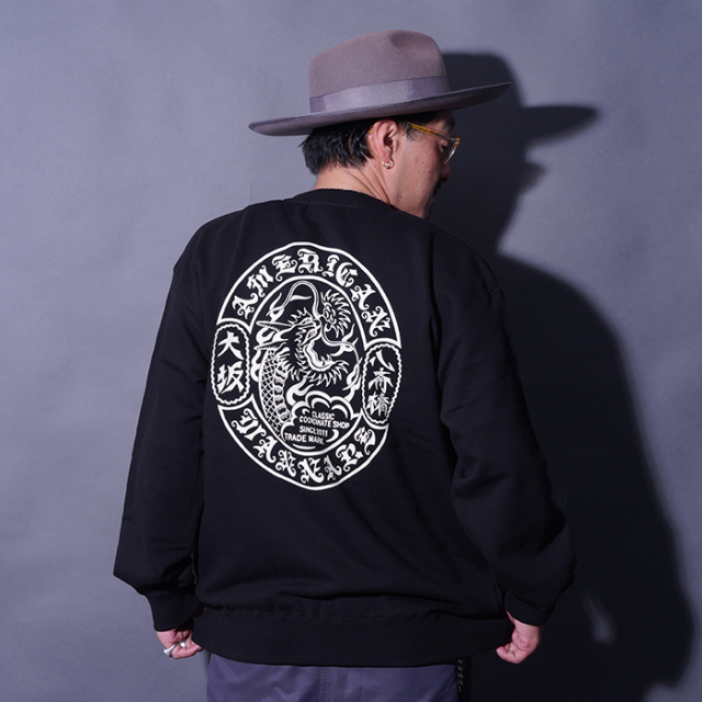 AMERICAN WANNABE/アメリカンワナビー「DRAGON Logo Crew Sweat / BLACK」クルーネックスウェット