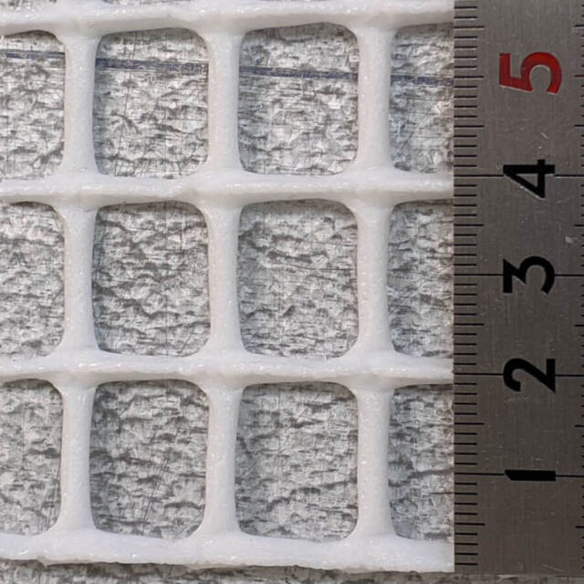 低密度ポリエチレン白色 耐熱40℃ 耐薬品性 角目 #18/15.5 目開き約16/12.5mm 糸径3/2.5mm 厚み4mm サイズ600mm×1m