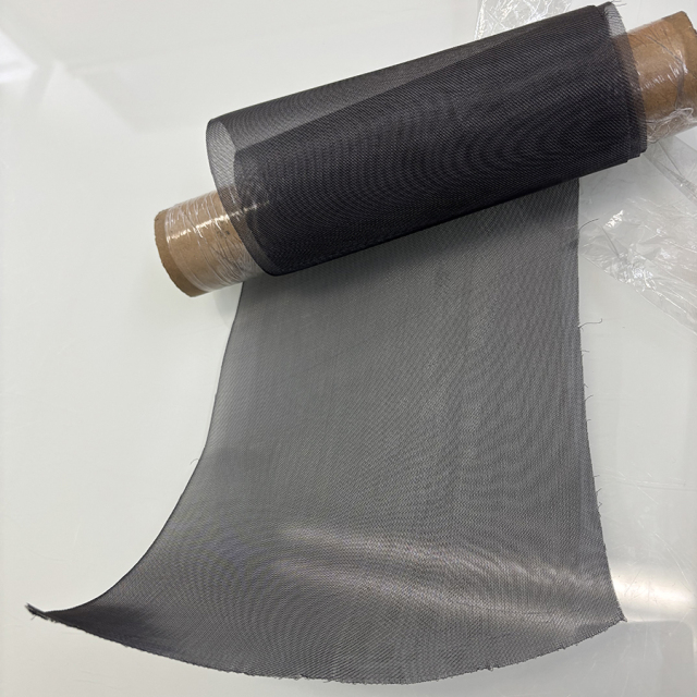 ジルコニウムメッシュ 平織 メッシュ：60 線径：0.15mm 目開き：0.273mm 開口率：41.7% サイズ：100mm×100mm