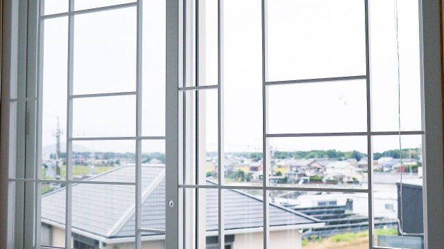 ラティスガード 防犯設備 メッシュ引き戸