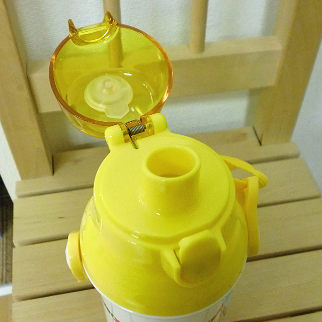 はらぺこあおむし　水筒