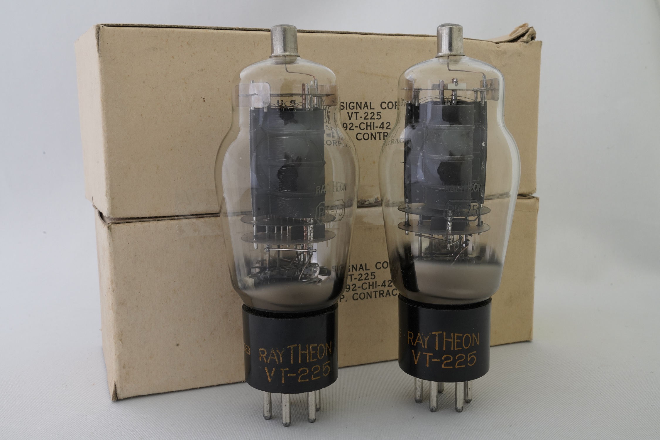 VT225 RAYTHEONマッチドペア