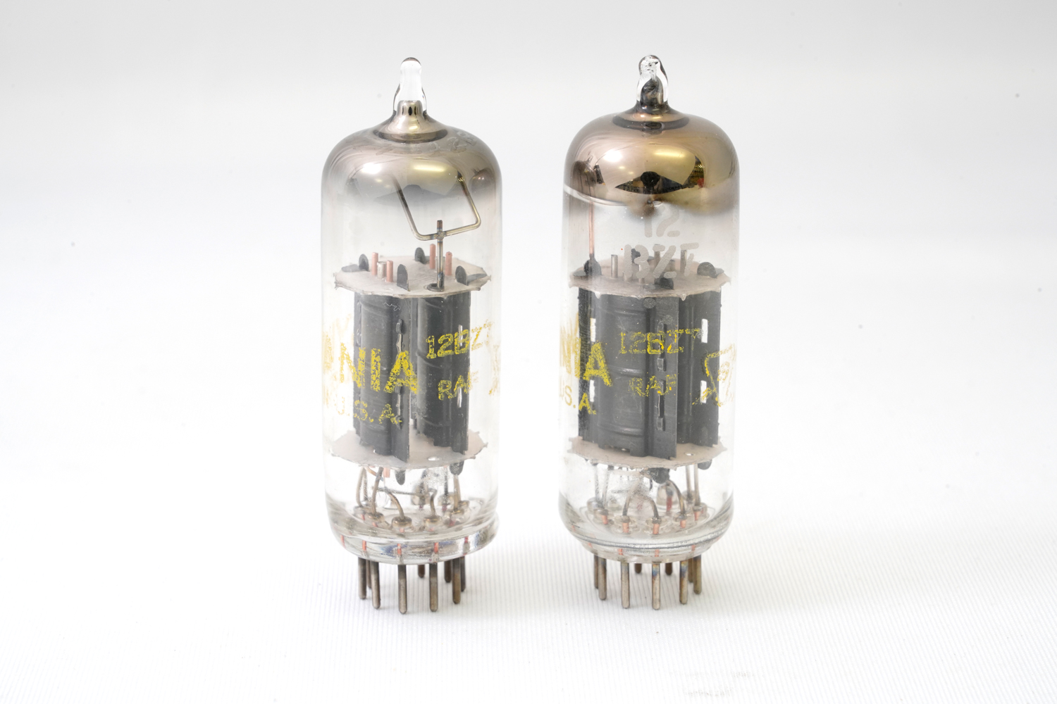 12BZ7 SYLVANIA 2本1組