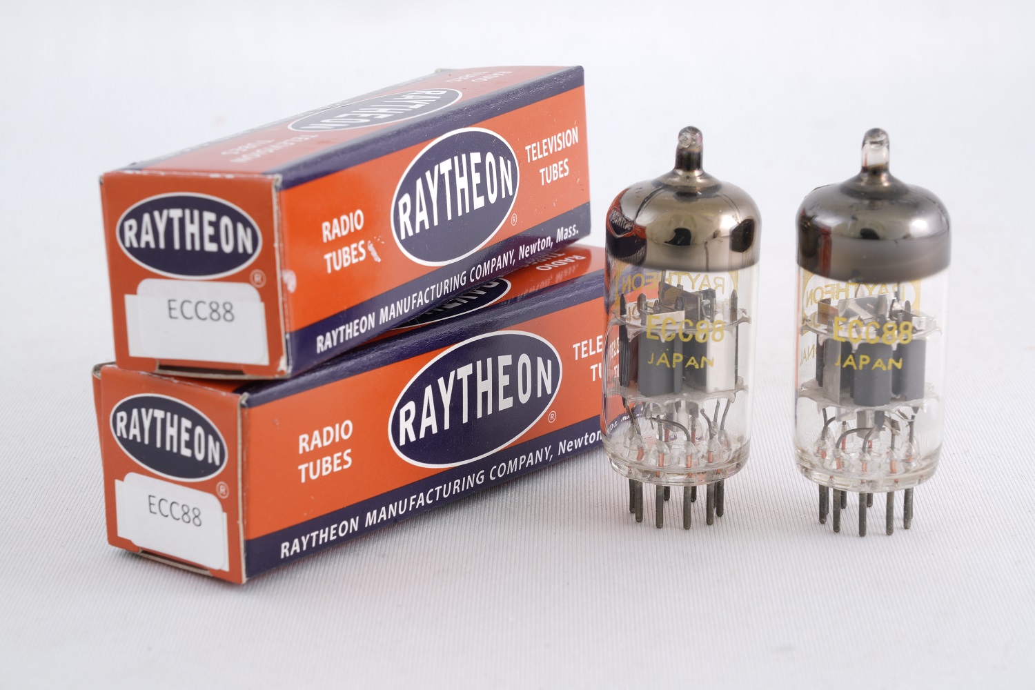 ECC88 RAYTHEON (JAPAN MADE) 2本1組