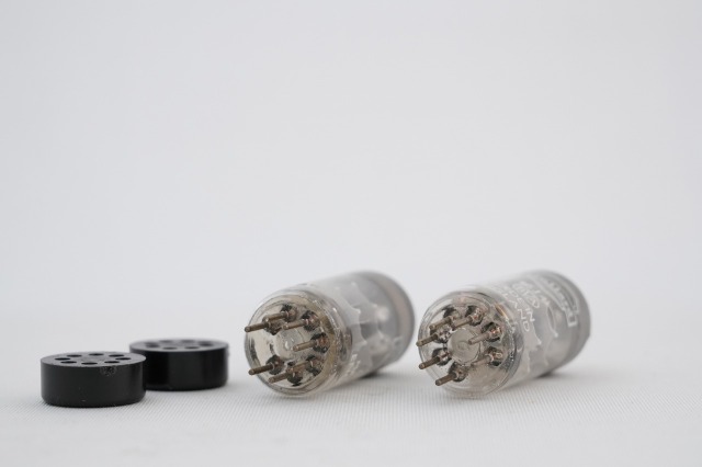 6J4/CV5311 Mullard 2本1組