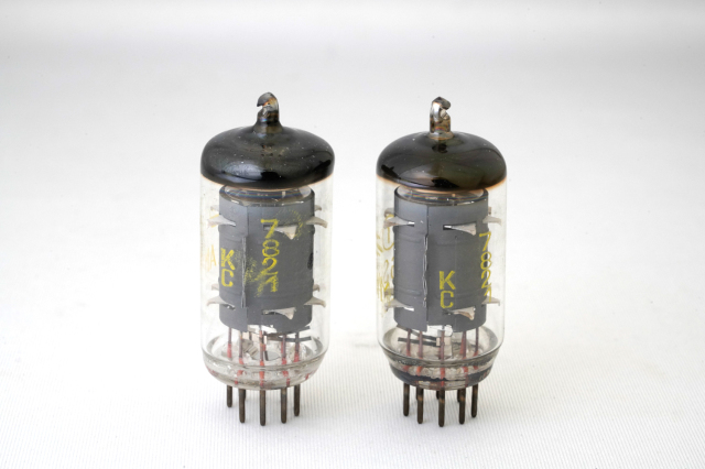 オーディオ機器 真空管 EF86 SIEMENS NEW 2本