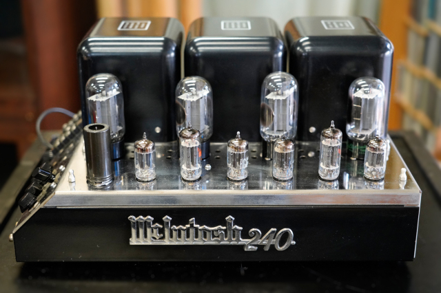【中古】メインアンプ McIntosh MC240