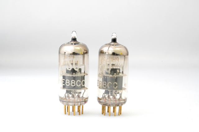 E88CC MINIWATT PHLIPS 2本1組