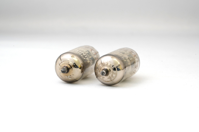 E88CC MINIWATT PHLIPS 2本1組