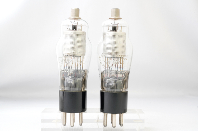 【ジャンク品】Svetlana 10J12S【WE310A互換真空管】 ジャンク品】Svetlana 10J12S【WE310A互換真空管】 - メルカリ