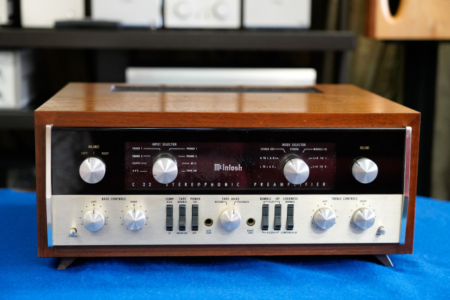 【中古】プリアンプ McIntosh C22