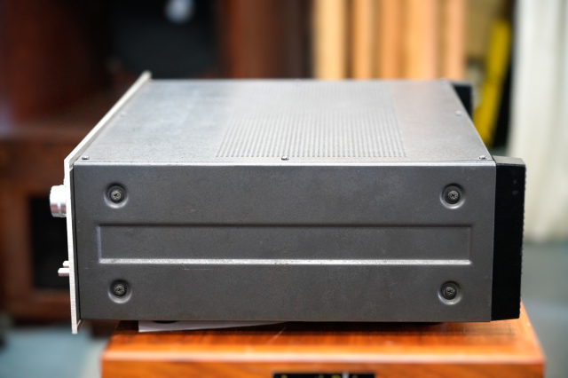 アンプ TRIO KA-7300 KENWOOD TRIO KA-7300 Stereo integrated Amplifier Working