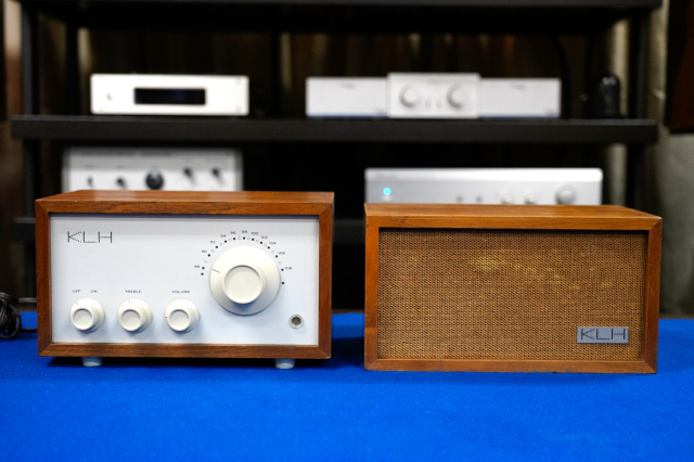 【中古】卓上FMラジオ＋スピーカーユニット KLH Model 8