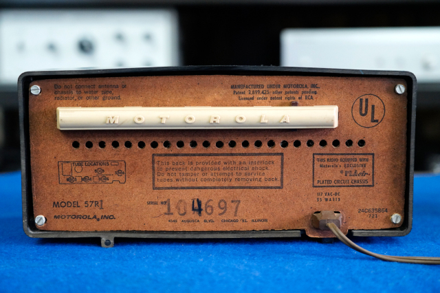 中古】真空管ラジオ Motorola Model 57R1