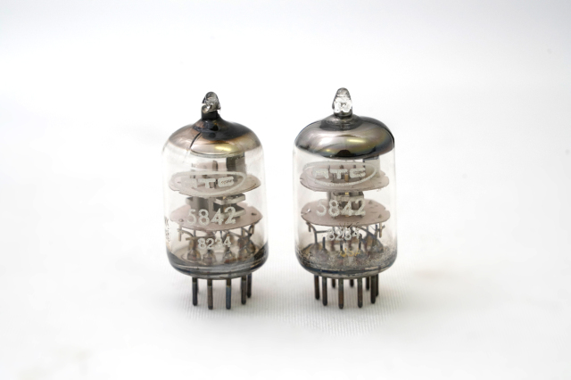 5842/417A RTC France データシート付