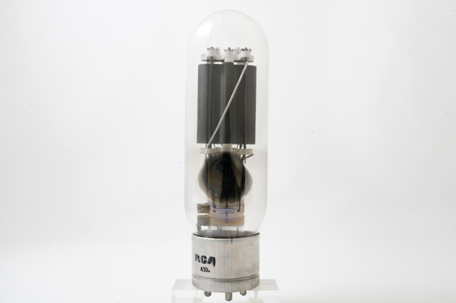 211 RCA