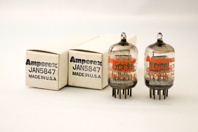 JAN 5847 Amperex 2本1組