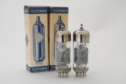 EF805S TELEFUNKEN ２本１組