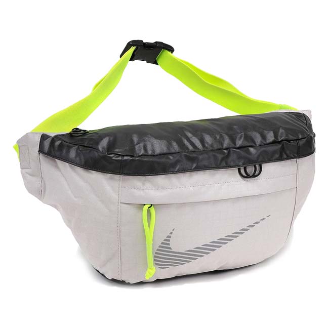 ナイキ(NIKE) ユニセックス ウィンターライズド ヒップパック ウエストバッグ 10L ウェストポーチ バムバッグ ボディバッグ CQ0464-008 デザートサンド(26y4m)