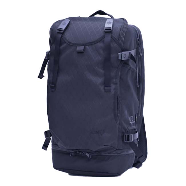 【11%OFFマジッククーポン対象】【ラケット収納可】blueeq(ブルイク) 2025 5R HYBRID BACKPACK ハイブリッド バックパック 29L テニスバッグ BQB-00051-010 ブラック(25y12m)