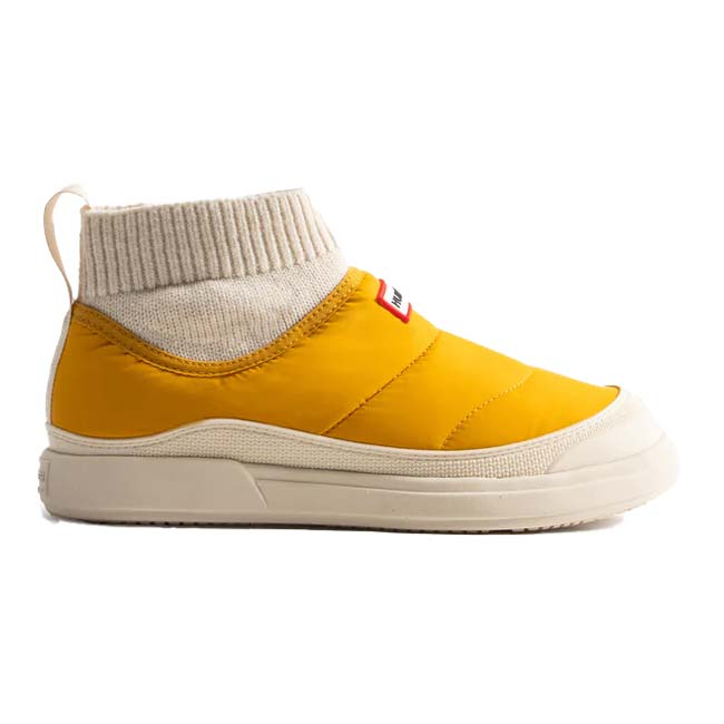 売切り終了！在庫処分特価】HUNTER(ハンター) 2024 FW レディース イン／アウト PUFFER KNIT BOOT パファーニットブーツ 国内正規商品 WFS2265REN-OSCオーカーS×Cクリーム(24y10m)