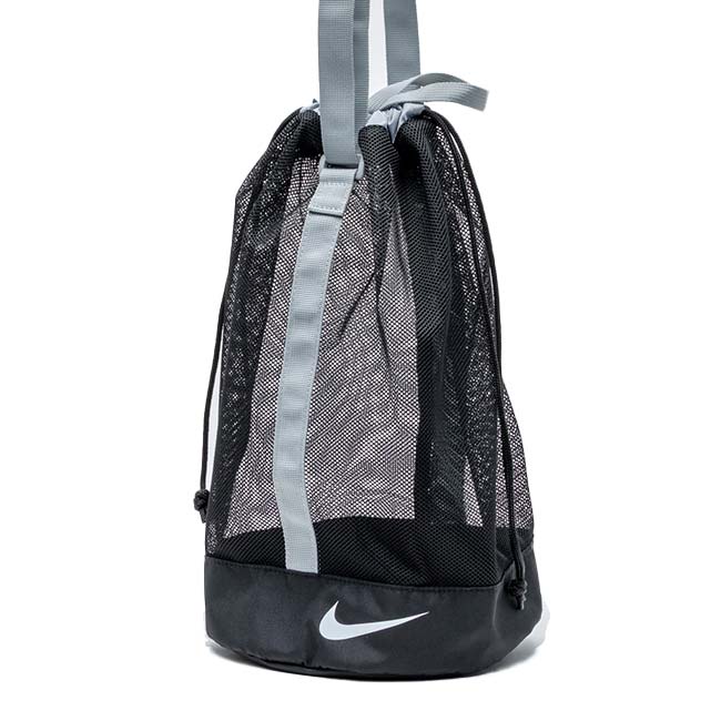 ナイキ(NIKE) 2026 SS ジュニア メッシュショルダープールバッグ 12L ワンショルダータイプ スイムバッグ 水泳 男子 女子 1994046-0009 ブラック(26y4m)