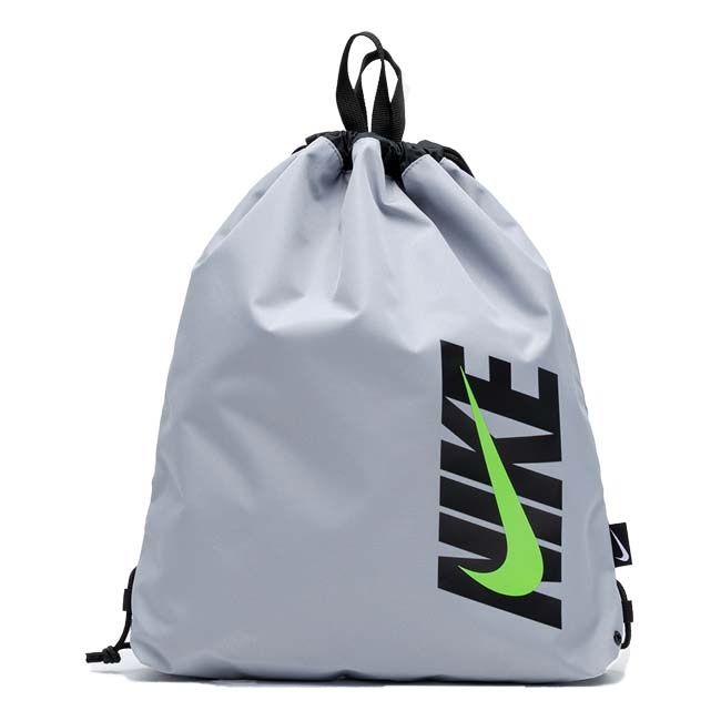 ナイキ(NIKE) 2026 SS ジュニア ドローストリングプールバッグ 10L ナップザックタイプ スイムバッグ 水泳 男子 女子 1994042-0018 グレー(26y4m)