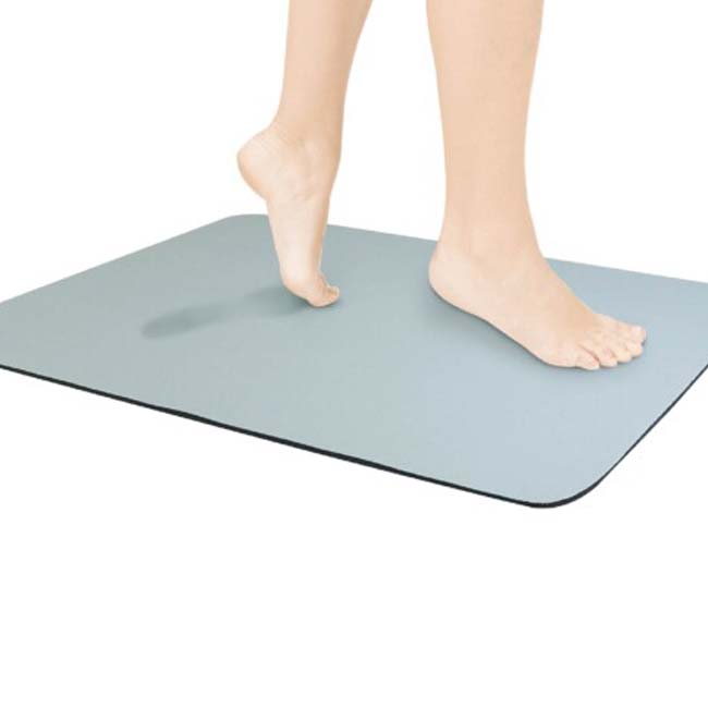 「乗った瞬間すぐ乾く驚きの吸水力」ハック(HAC) 珪藻土 ソフトバスマット 60×40cm アスベスト不使用 HAC4058-ライトグレー(24y6m)