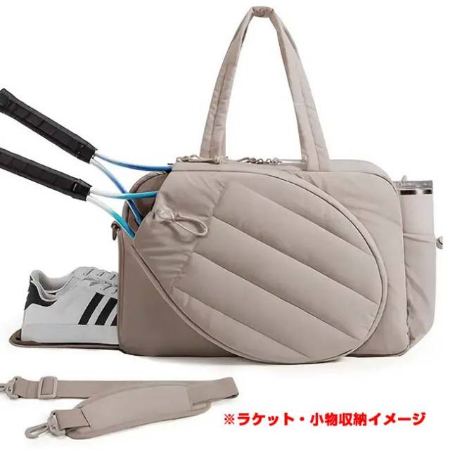 キルティングテニスバッグ テニスバッグ✨ 久々に登場です ラケットがすっぽり収納できる横に長い
