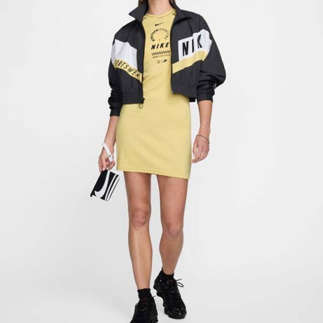 NIKE　コルテッツバック　未使用品　ミニバッグ NIKE - 【新品・未使用】ナイキ ミニショルダーバッグの通販 by