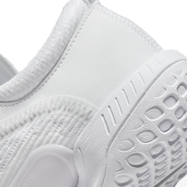 ナイキ Nike 22 Sp レディース ズーム コート ネクスト Hc オールコート用 テニスシューズ Dh0222 101 ホワイト M シルバー 22y2m ナイキ Nike 22 Sp レディース ズーム コート ネクスト Hc オールコート用 テニスシューズ Dh0222 101 ホワイト M シルバー 22y2m