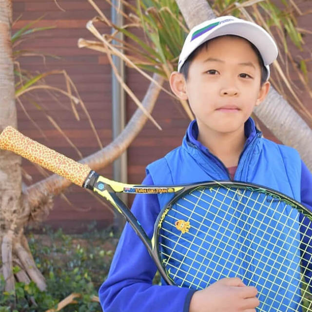 Racket Pets(ラケットペット) ジラフ ダンプナー ＆ オーバーグリップ