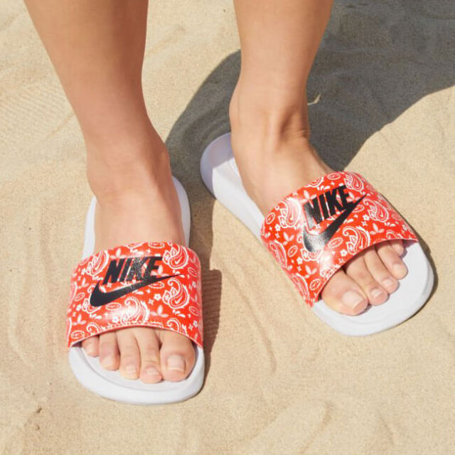ナイキ Nike 22 Su レディース Victori One プリント スライド シャワーサンダル Cn9676 800 ラッシュオレンジ Bk 22y5m ナイキ Nike 22 Su レディース Victori One プリント スライド シャワーサンダル Cn9676 800 ラッシュオレンジ Bk 22y5m