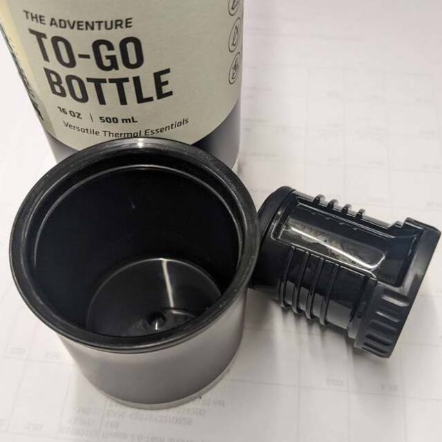 スタンレー　ステンレス製卓上用魔法瓶 アウトドアに最適！」STANLEY(スタンレー) 真空アドベンチャー