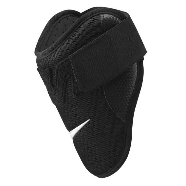 Nike ブラック エルボーガード フリーサイズ da435cfaa13852ee656f40299f3884