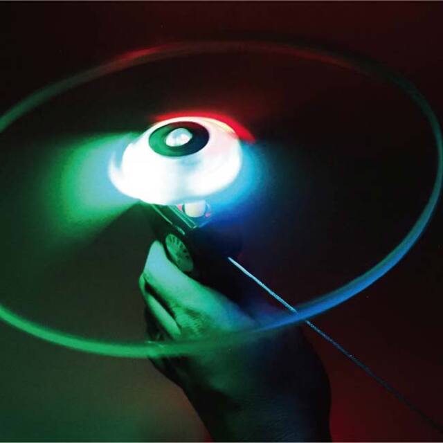 鮮やかに勢いよく回転する】Montagna(モンターナ) SKY SPIN UFO スカイ