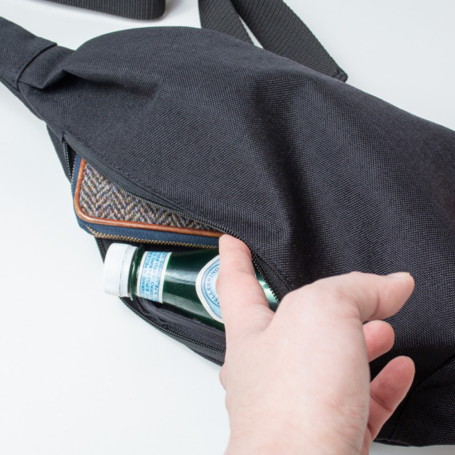 (マンハッタンポーテージ) Manhattan Portage Plaza Crossbody Bag MP1928