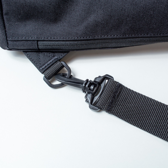 (マンハッタンポーテージ) Manhattan Portage Plaza Crossbody Bag MP1928