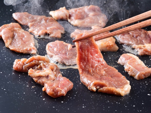 秘伝のタレ漬け熟成ジンギスカン4種食べ比べセット