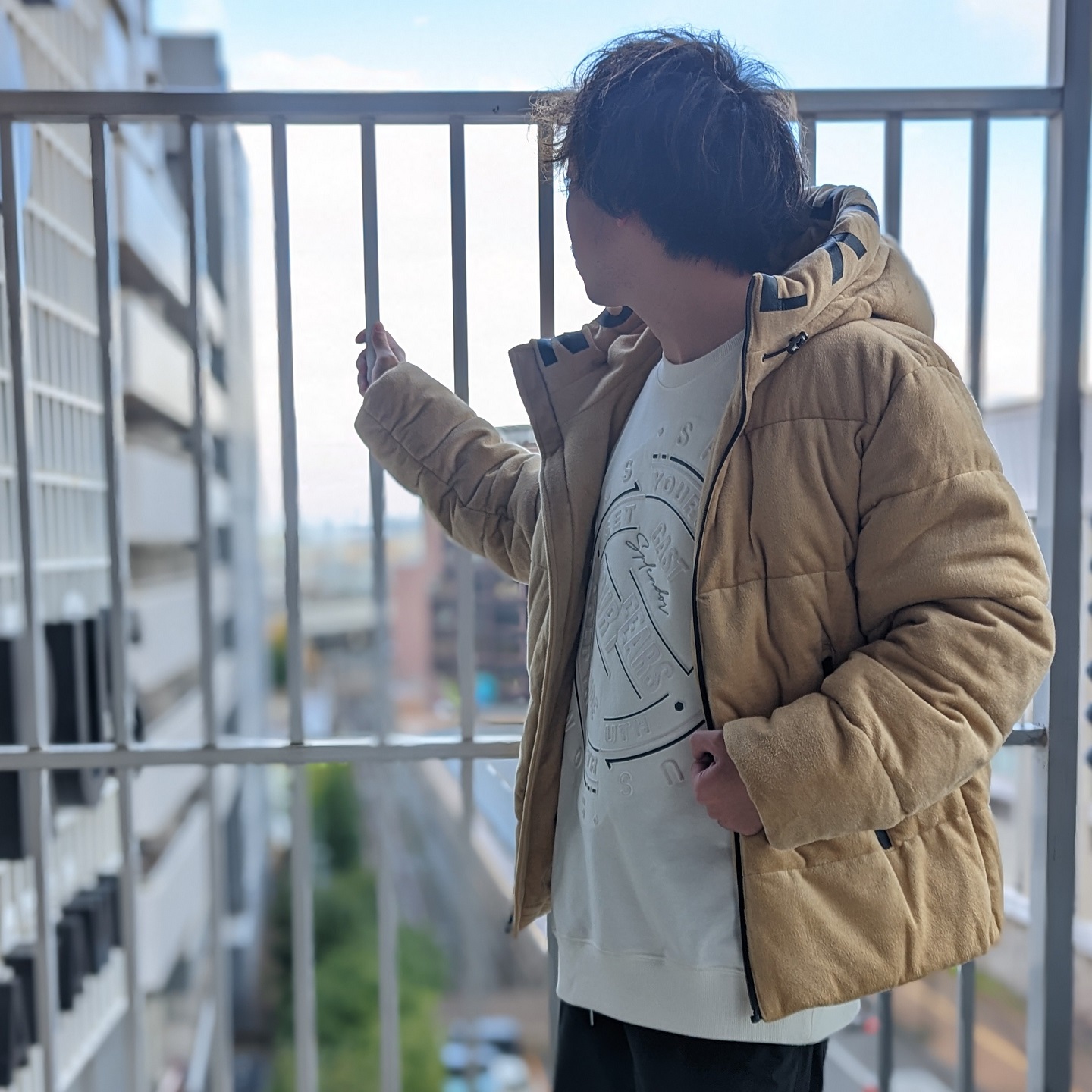 マイクロベロアフーデットフェイクダウンブルゾン