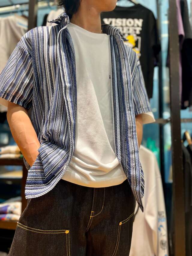 バルファレースシャツ
