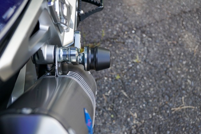 X-ADV】【転倒に強い味方】サイレンサーガード