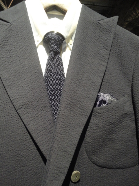 ｍ‘ｓ　ｂｒａｑｕｅ（エムズブラック）シームレスSeersucker ４B DoubleJACKETシアサッカーダブルジャケット：NAVY：