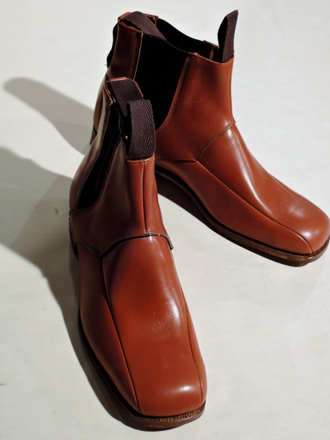 トリッカーズ ( Tricker's )  M4868 Chelsea Boots 【レザーソール】 スクエアトゥ サイドゴアブーツ FITTING ５ BROWN